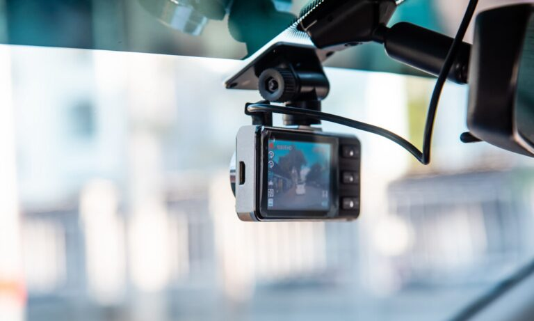 The best dash cams for luxury cars: Nexar Beam2 sets the gold standard